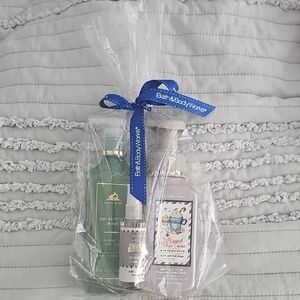 Bath & Body Works White Barn Eucalyptus Mint and Whipped White Cocoa Gift Set